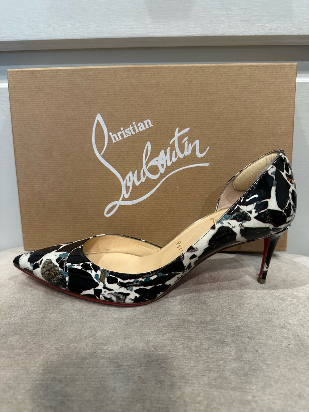 Louboutin heels - Picture 2 of 12